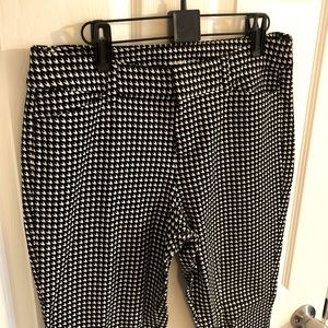 Old Navy Houndstooth Pixie Pants | Size 6